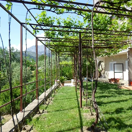 Διαμέρισμα By The Sea Zaostrog, Makarska - 12935 *